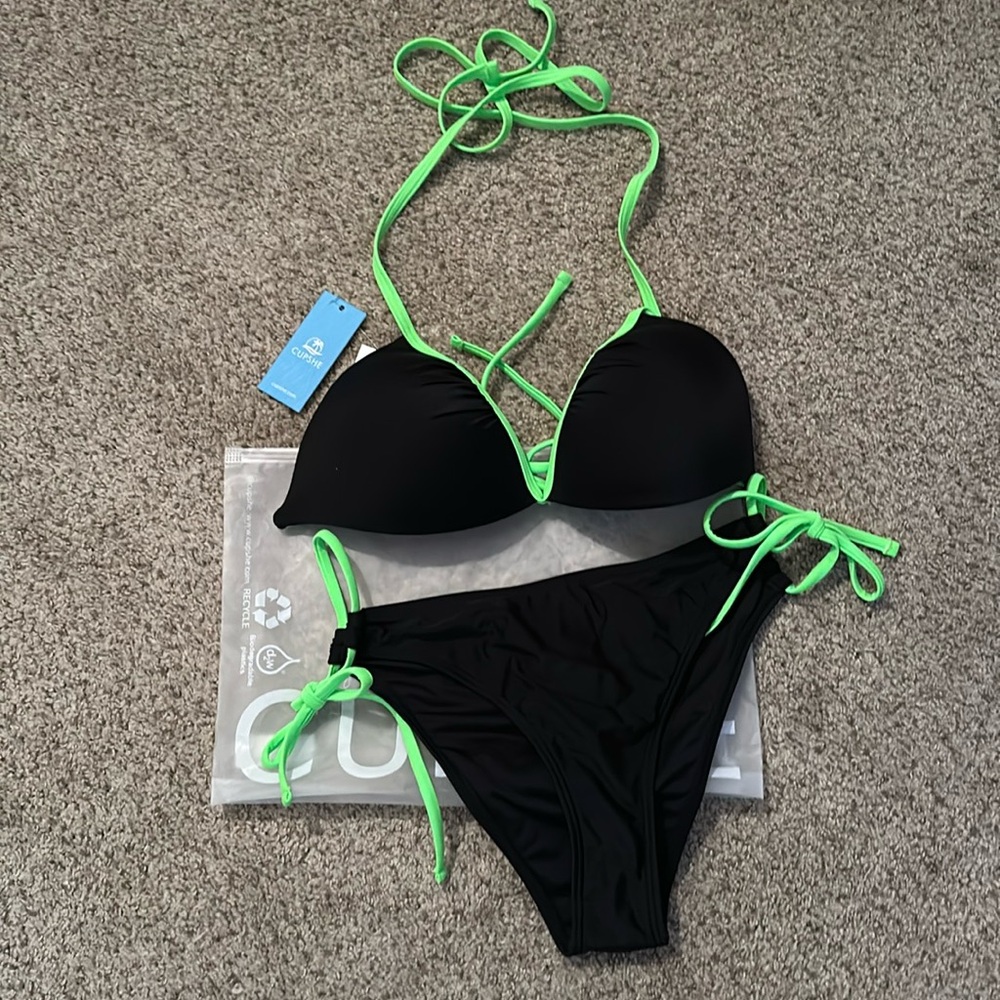 Brand New Never Worn Cupshe Bikini